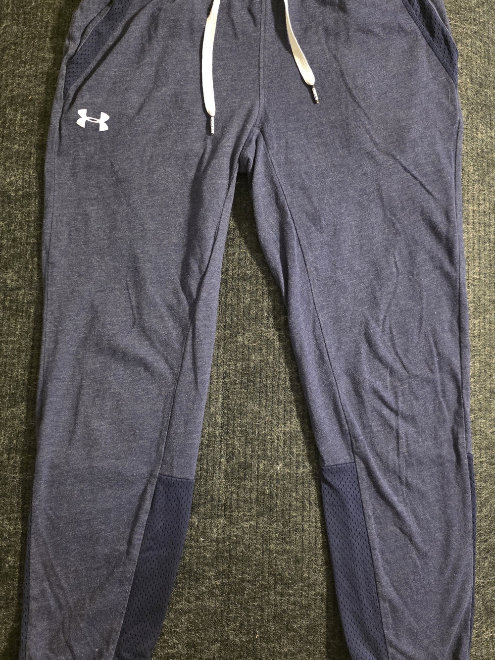 Under Armour Men’s Navy Blue Slim Athletic Joggers